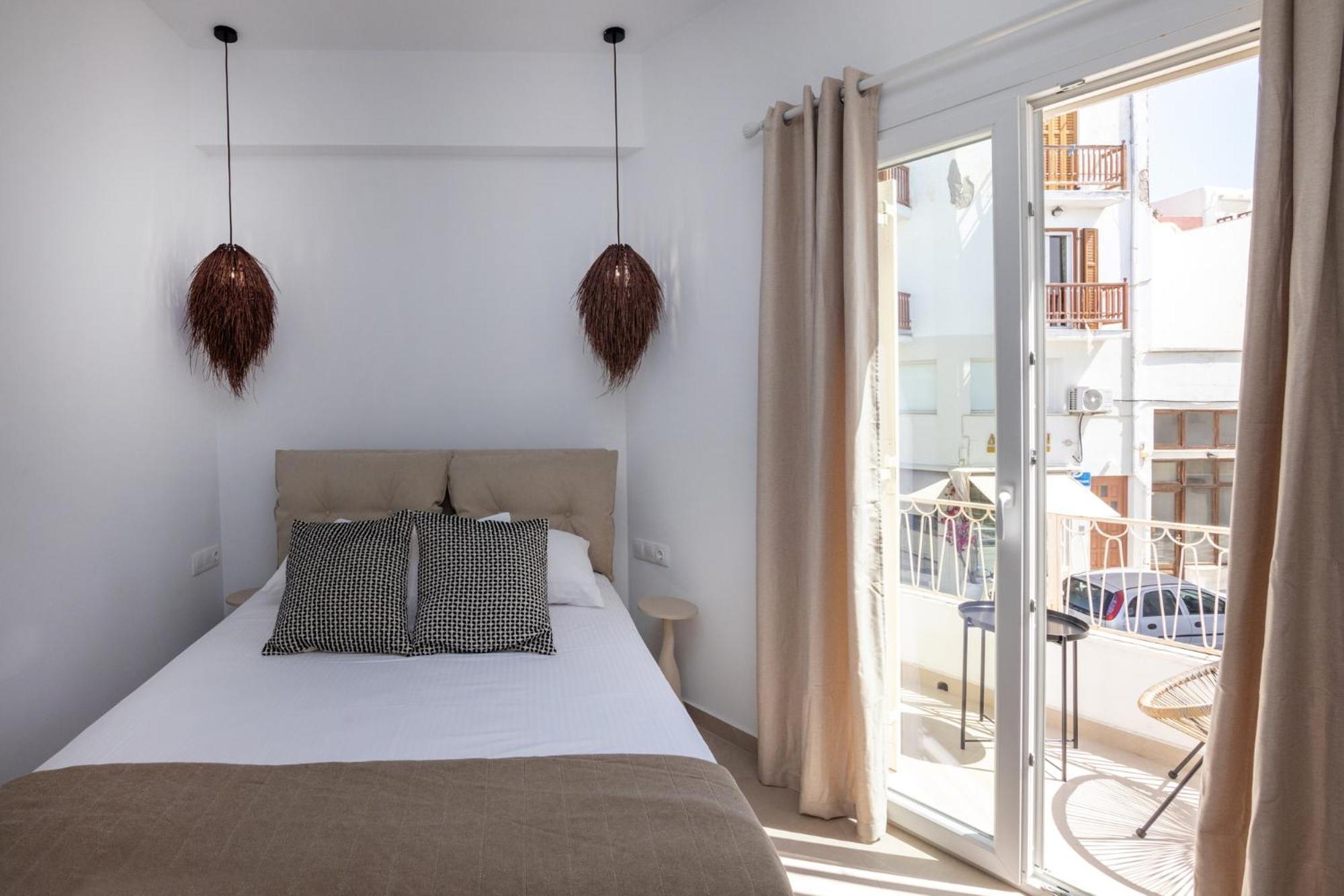 Alora Suites Tínos Buitenkant foto